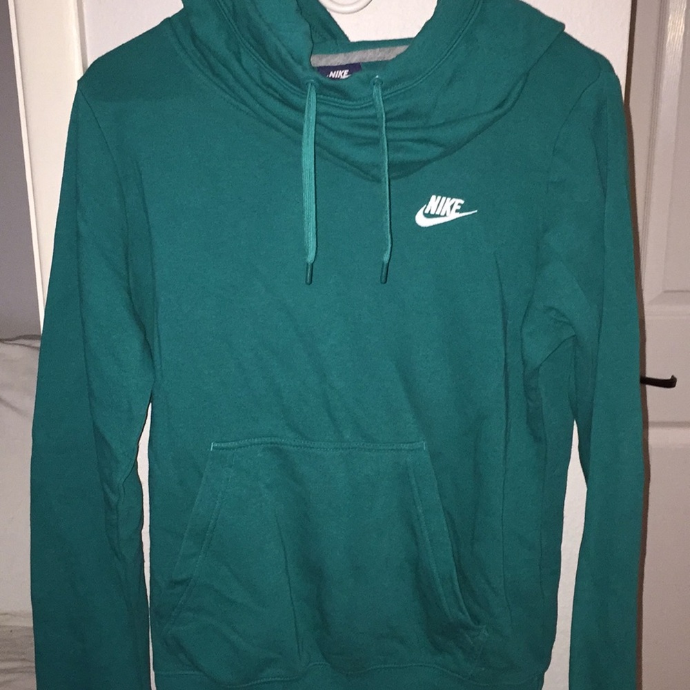 Nike sweatshirt